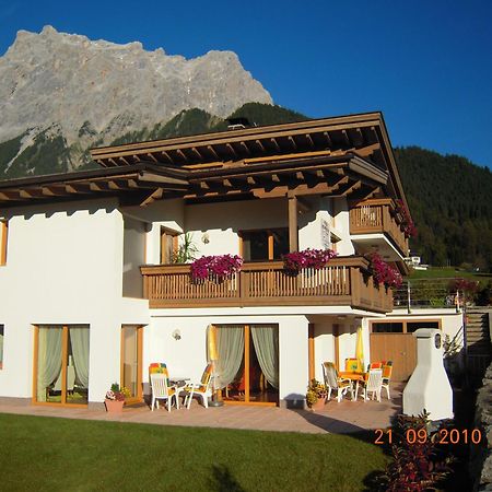Haus Angelika Daire Ehrwald Dış mekan fotoğraf